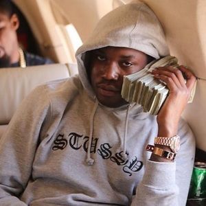 Meet your Posher, Gregory